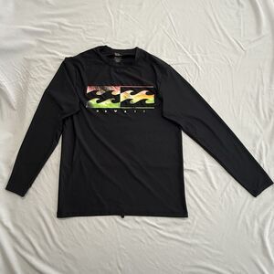 Billabong Loose Fit Surf Shirt Men’s Large Long Sleeve Rash Guard Hawaii 50+UPF